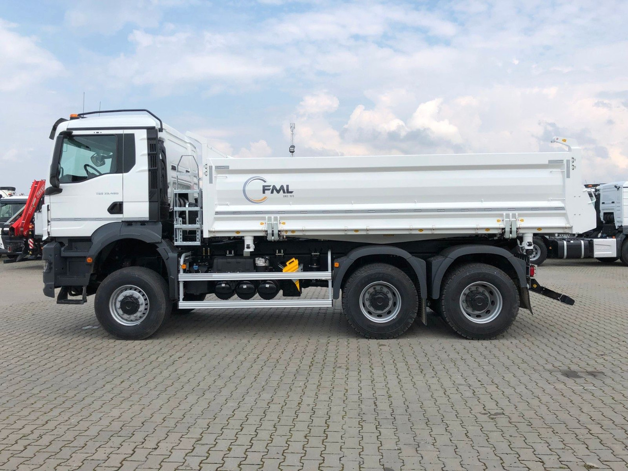 MAN TGS 33.480 6X6 FML Dreiseitenkipper - Самосвал: фото 4 MAN TGS 33.480 6X6 FML Dreiseitenkipper - Самосвал: фото 4