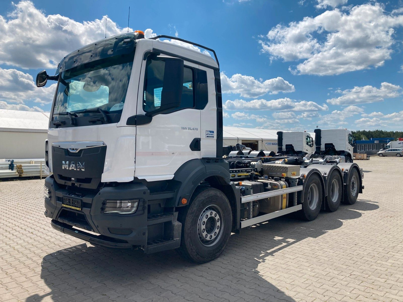 MAN TGS 35.480 TRIDEM HYVA 26-62-SKZ - Крюковой мультилифт: фото 2 MAN TGS 35.480 TRIDEM HYVA 26-62-SKZ - Крюковой мультилифт: фото 2