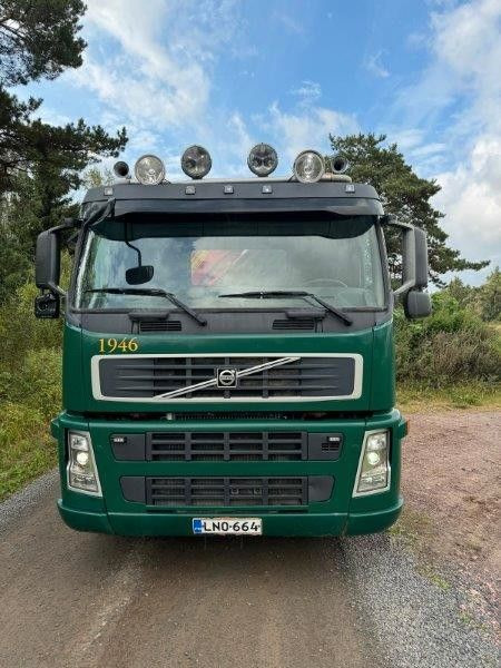 Volvo FM 440 PRITSCHE HMF CRANE - Грузовик бортовой/ Платформа, Автоманипулятор: фото 3 Volvo FM 440 PRITSCHE HMF CRANE - Грузовик бортовой/ Платформа, Автоманипулятор: фото 3