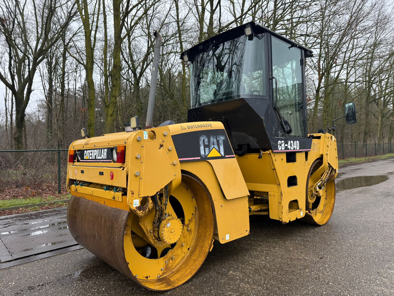 CATERPILLAR CB 434 D - Дорожный каток: фото 4 CATERPILLAR CB 434 D - Дорожный каток: фото 4