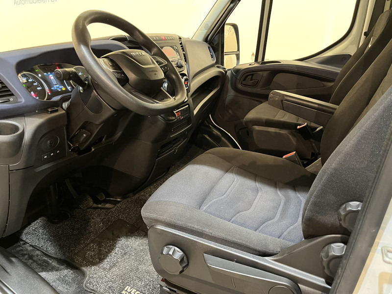 Iveco 70C18 3.0 Automaat Bakwagen / Dhollandia Laadklep / Euro 6 / Luchtvering / Airco / Camera / Cruise Control - Грузовик с закрытым кузовом: фото 5 Iveco 70C18 3.0 Automaat Bakwagen / Dhollandia Laadklep / Euro 6 / Luchtvering / Airco / Camera / Cruise Control - Грузовик с закрытым кузовом: фото 5