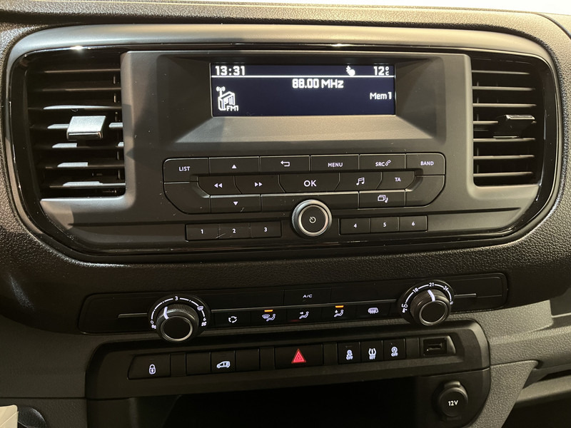 Легковой фургон Peugeot Expert 1.5 BlueHDI L2 Premium / Euro 6 / Airco / Cruise Control / Trekhaak / PDC / 76.000 KM !!: фото 8