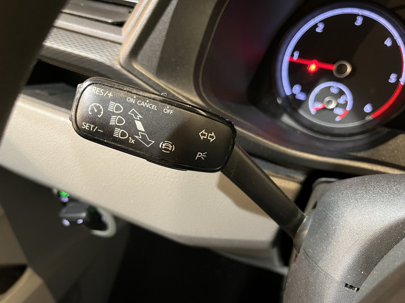 Легковой фургон Volkswagen Transporter 2.0 TDI L1H1 150 PK Automaat / Airco / Cruise Control / CarPlay / PDC / Trekhaak / Klep: фото 8