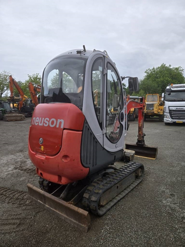 Neuson 1903 RD - Мини-экскаватор: фото 4 Neuson 1903 RD - Мини-экскаватор: фото 4