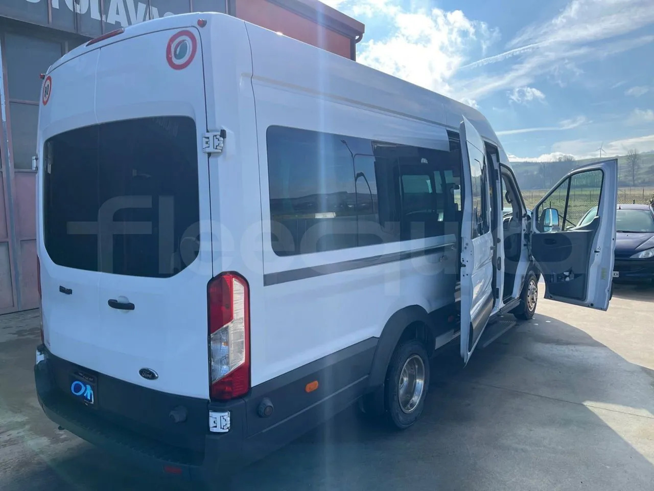 Микроавтобус, Пассажирский фургон Ford Transit: фото 15 Микроавтобус, Пассажирский фургон Ford Transit: фото 15