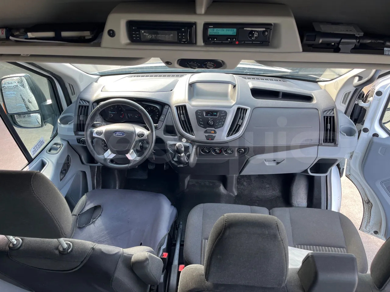 Микроавтобус, Пассажирский фургон Ford Transit: фото 31 Микроавтобус, Пассажирский фургон Ford Transit: фото 31