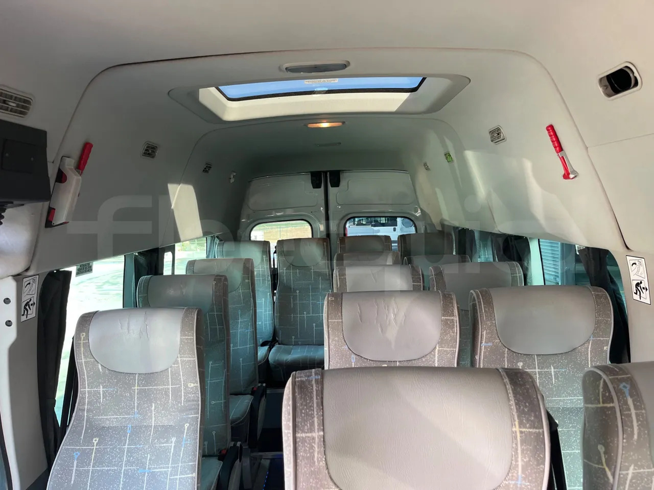 Микроавтобус, Пассажирский фургон Ford Transit: фото 41 Микроавтобус, Пассажирский фургон Ford Transit: фото 41