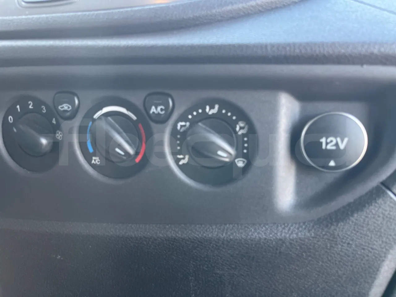 Микроавтобус, Пассажирский фургон Ford Transit: фото 33 Микроавтобус, Пассажирский фургон Ford Transit: фото 33