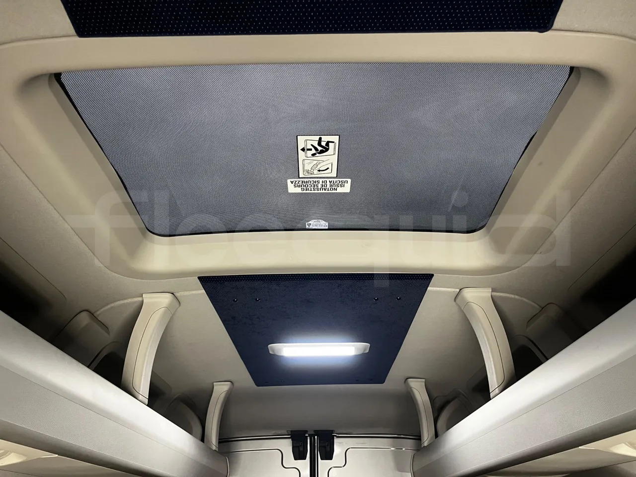 Микроавтобус, Пассажирский фургон Ford Transit: фото 25 Микроавтобус, Пассажирский фургон Ford Transit: фото 25