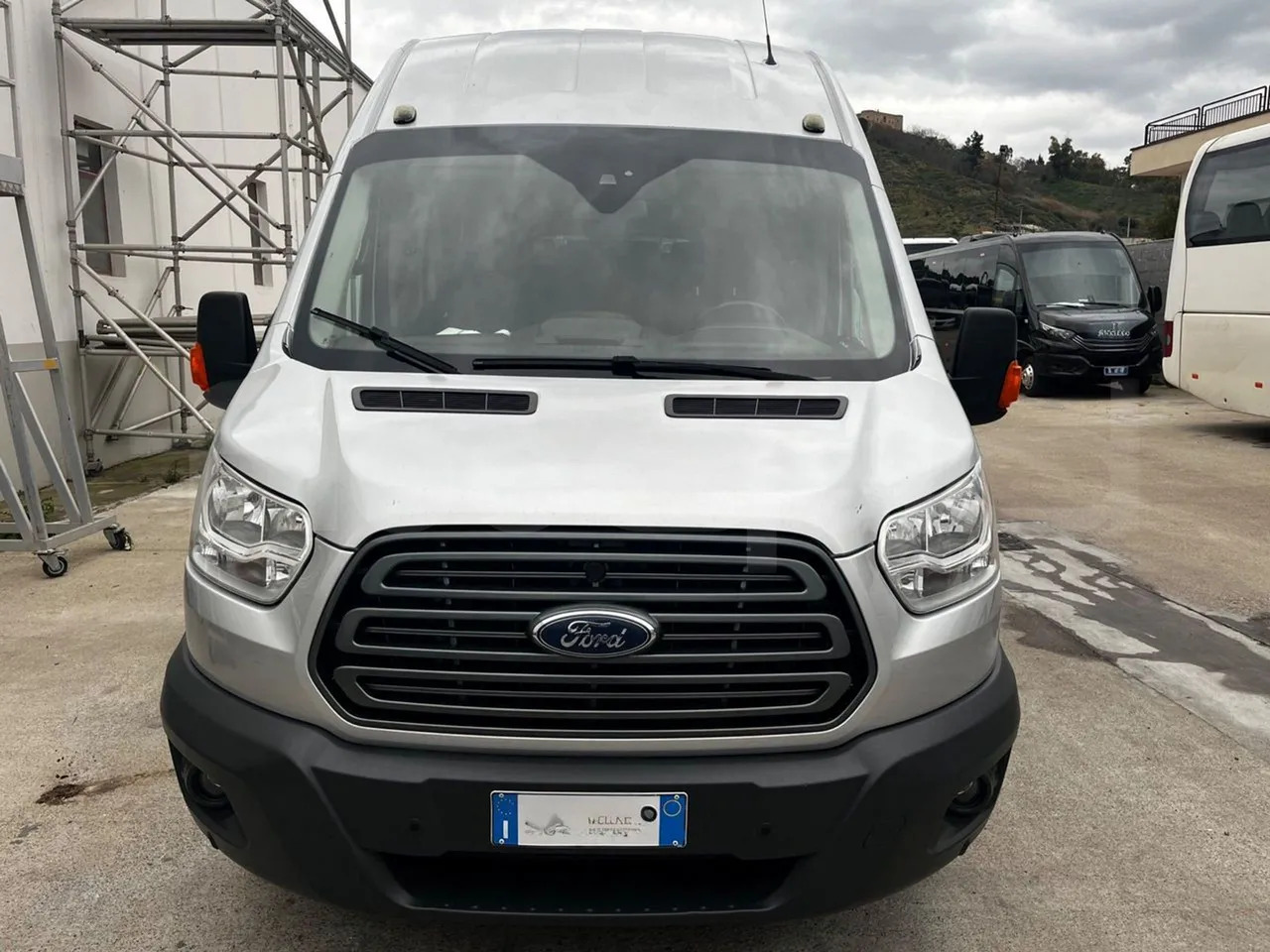 Ford Transit - Микроавтобус, Пассажирский фургон: фото 2 Ford Transit - Микроавтобус, Пассажирский фургон: фото 2