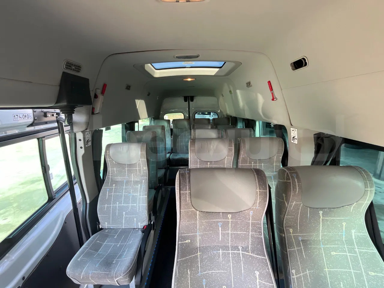 Микроавтобус, Пассажирский фургон Ford Transit: фото 42 Микроавтобус, Пассажирский фургон Ford Transit: фото 42