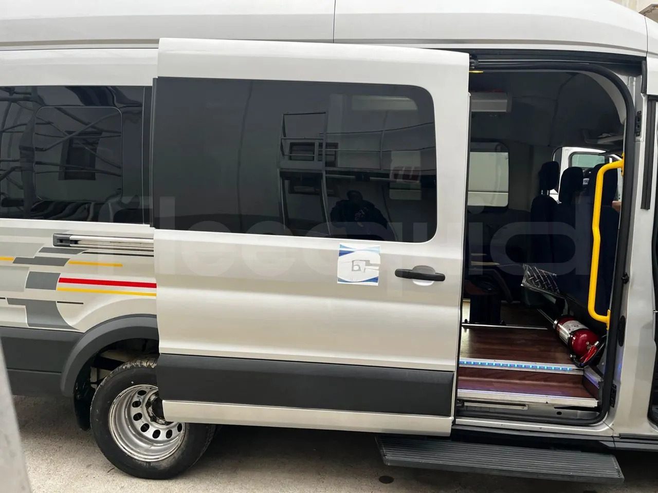 Микроавтобус, Пассажирский фургон Ford Transit: фото 14 Микроавтобус, Пассажирский фургон Ford Transit: фото 14