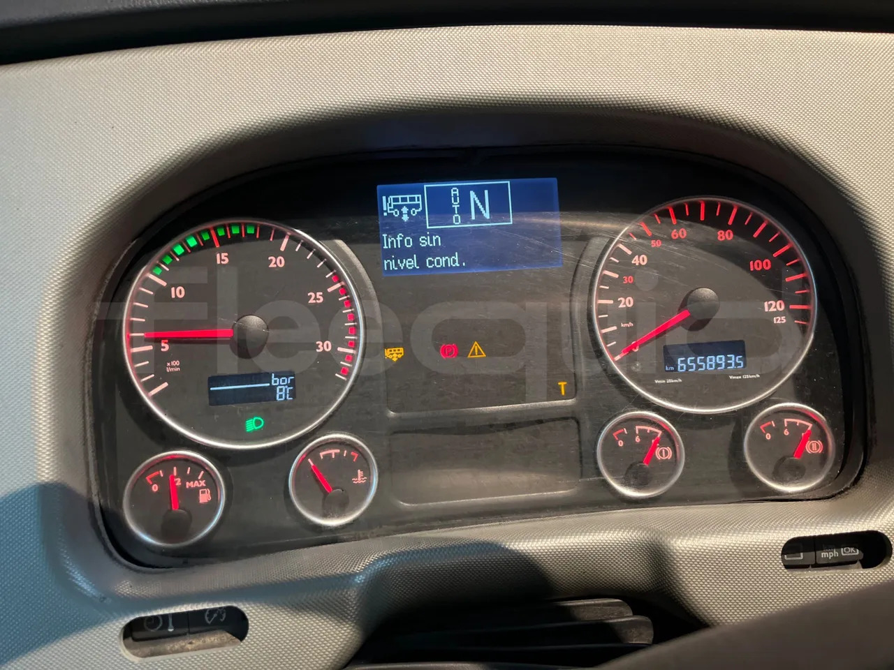 Man Ratio - Туристический автобус: фото 3 Man Ratio - Туристический автобус: фото 3