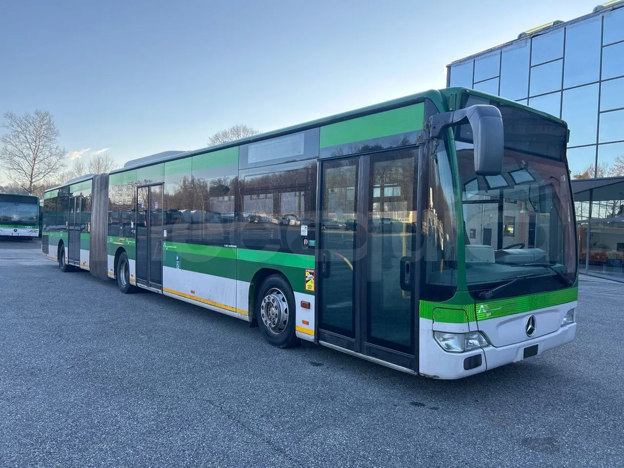 Mercedes-Benz O 530 - Сочленённый автобус: фото 1 Mercedes-Benz O 530 - Сочленённый автобус: фото 1