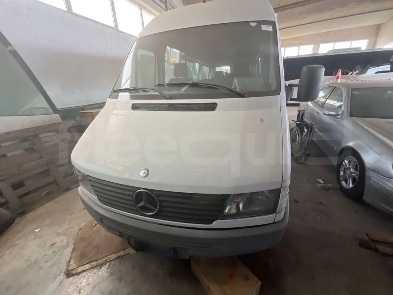 Mercedes-Benz Sprinter - Микроавтобус, Пассажирский фургон: фото 2 Mercedes-Benz Sprinter - Микроавтобус, Пассажирский фургон: фото 2