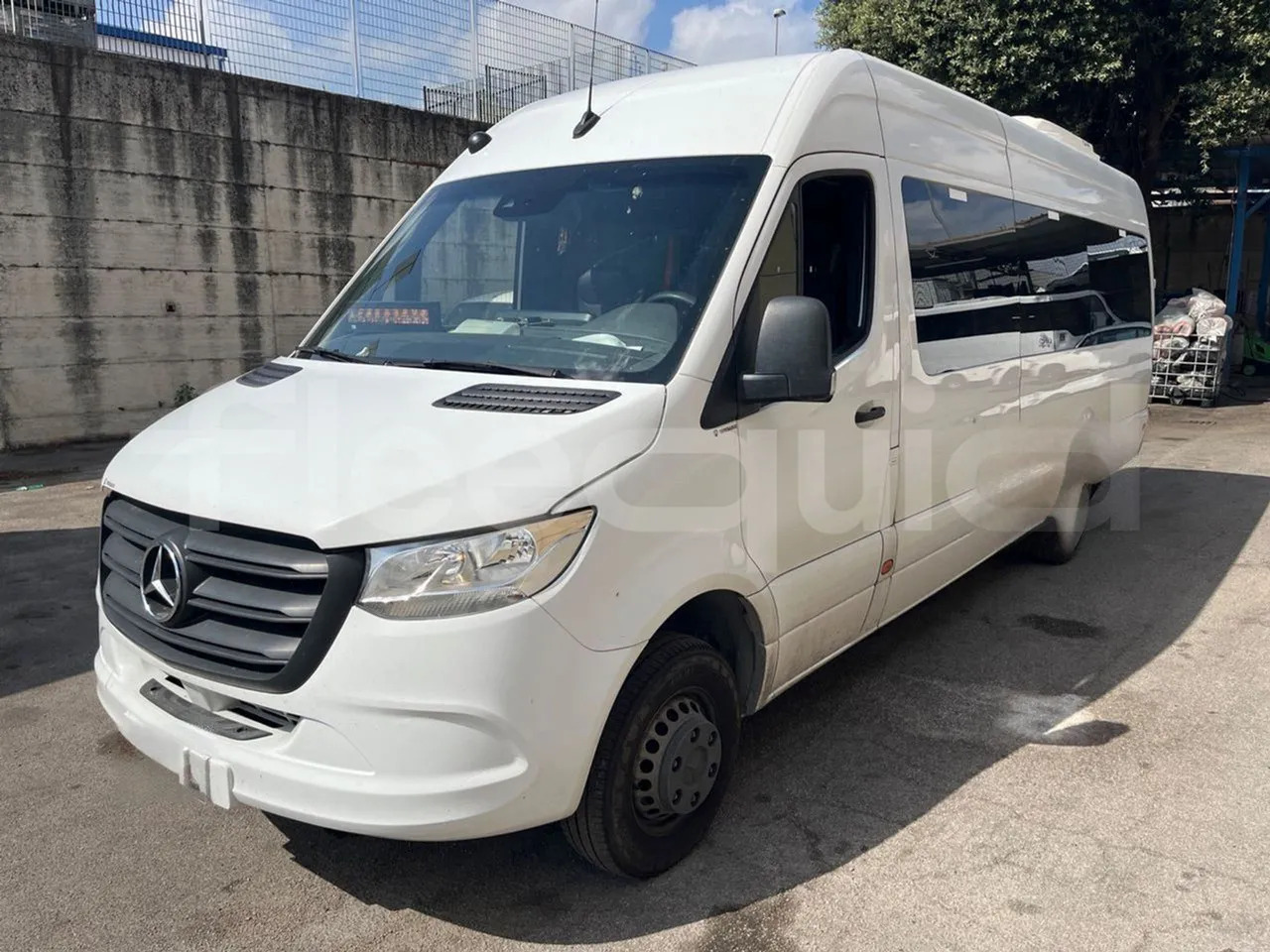 Mercedes-Benz Sprinter - Туристический автобус: фото 4 Mercedes-Benz Sprinter - Туристический автобус: фото 4