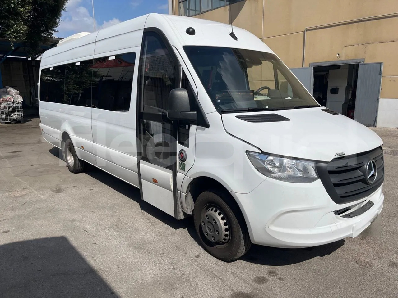 Mercedes-Benz Sprinter - Туристический автобус: фото 1 Mercedes-Benz Sprinter - Туристический автобус: фото 1