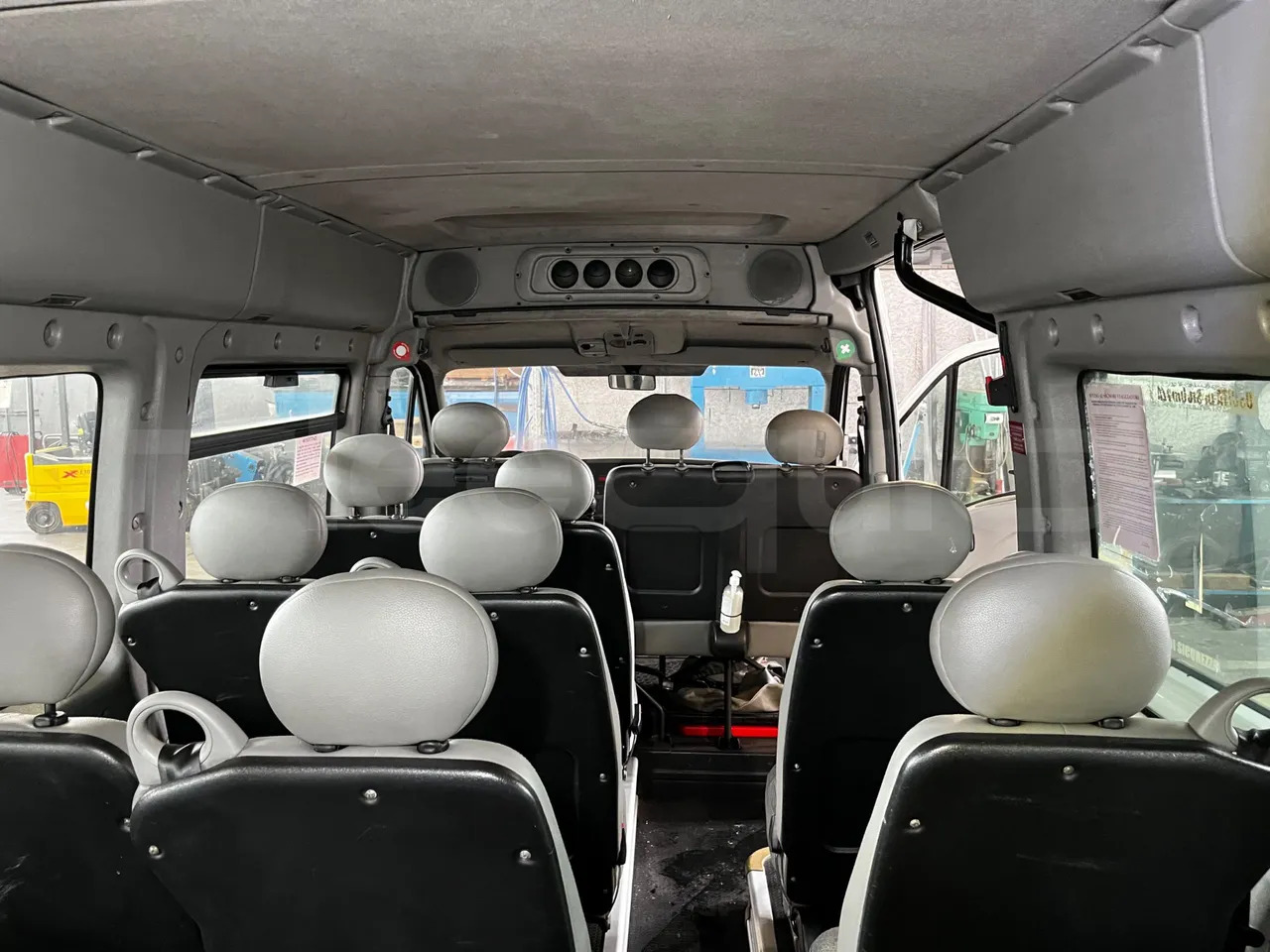 Микроавтобус, Пассажирский фургон Renault Master: фото 35 Микроавтобус, Пассажирский фургон Renault Master: фото 35