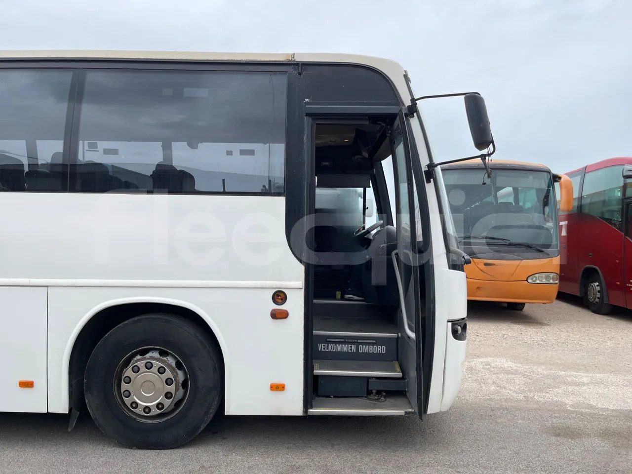 Туристический автобус Volvo B12: фото 15
