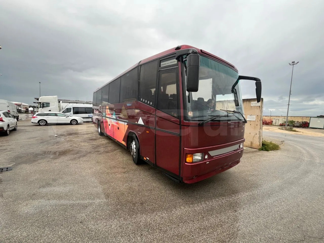 Volvo B12 - Туристический автобус: фото 1 Volvo B12 - Туристический автобус: фото 1