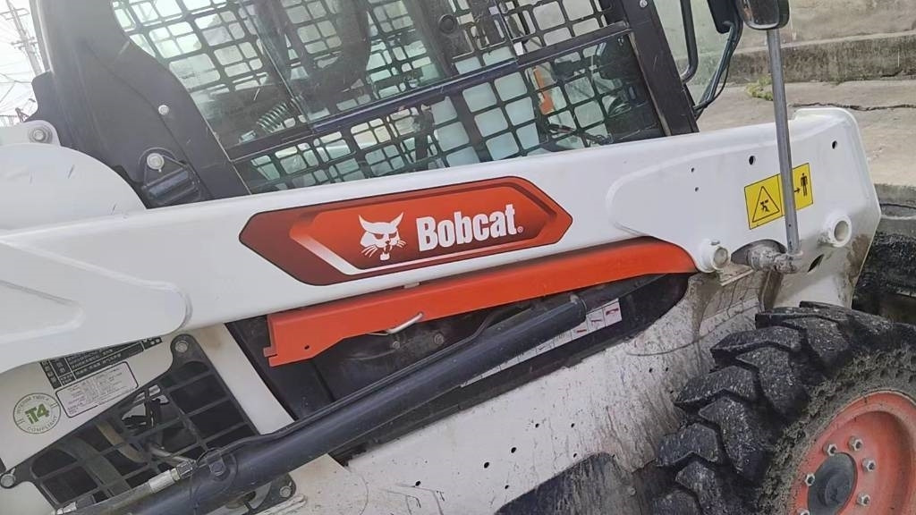 Bobcat S 510 - Мини-погрузчик с бортовым поворотом: фото 4 Bobcat S 510 - Мини-погрузчик с бортовым поворотом: фото 4