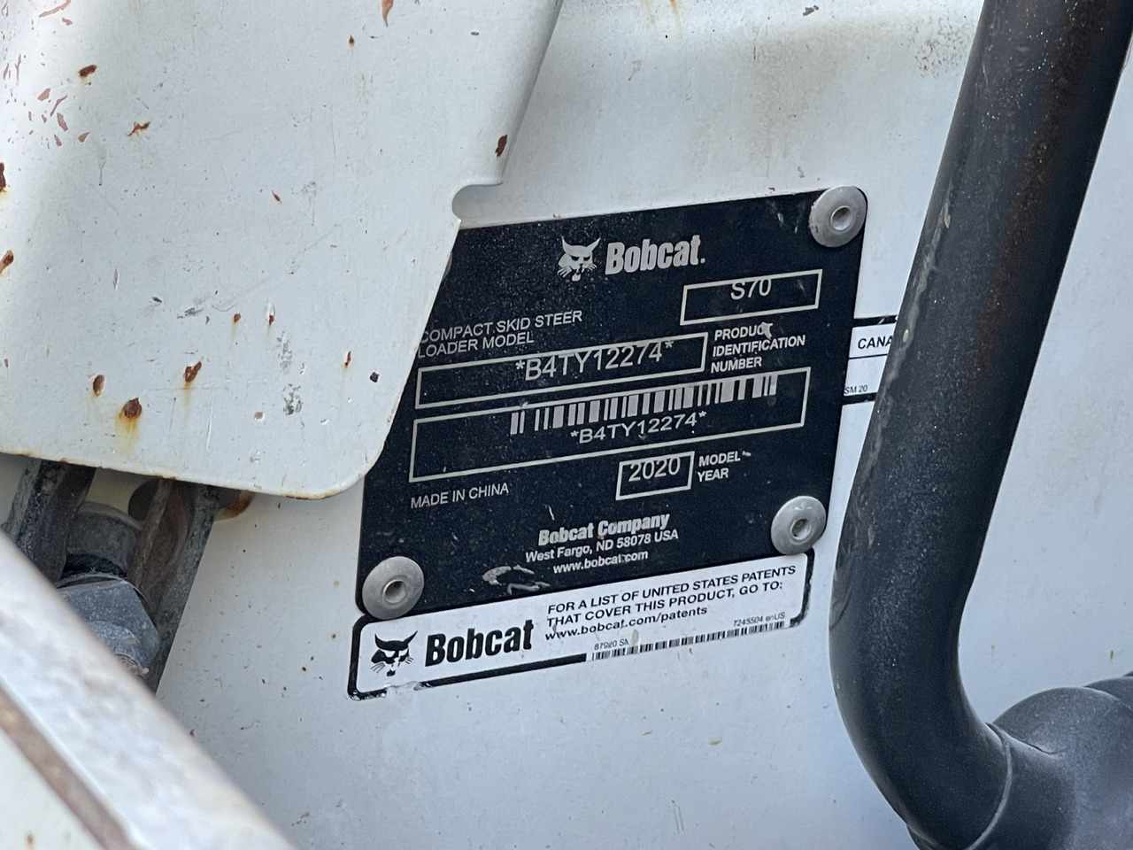 Bobcat S70 Skid-Steer Loader - Мини-погрузчик с бортовым поворотом: фото 4 Bobcat S70 Skid-Steer Loader - Мини-погрузчик с бортовым поворотом: фото 4