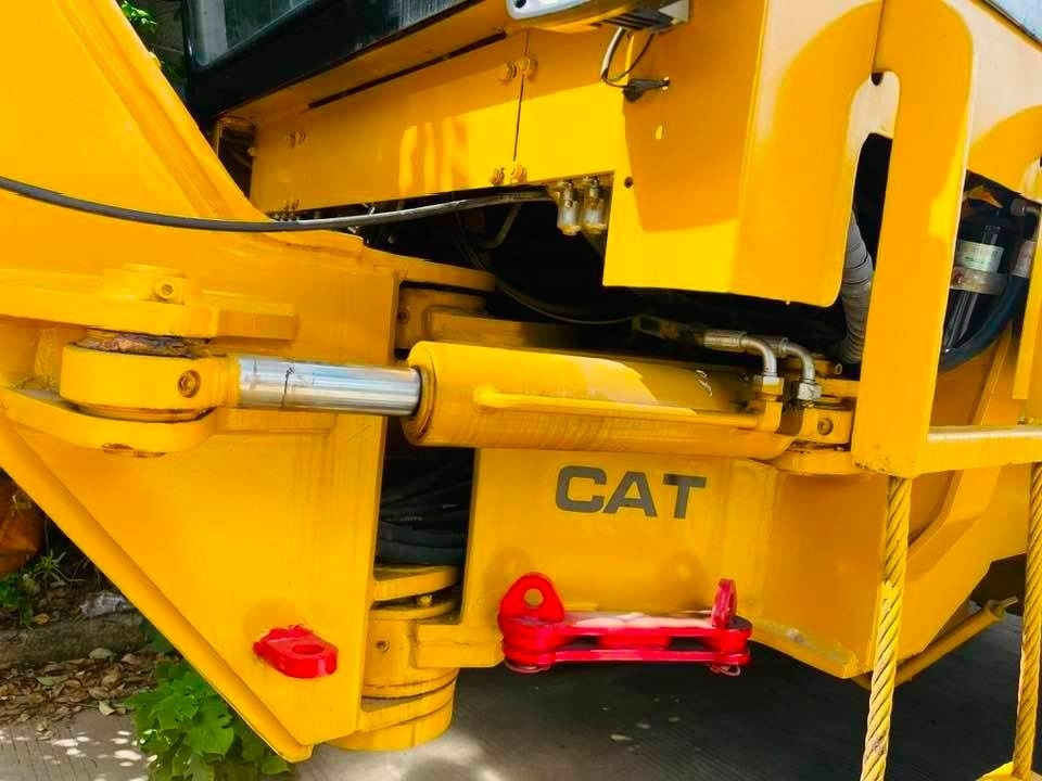 Грейдер CAT 140h: фото 6