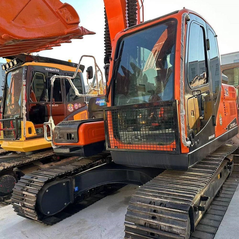 Doosan DX150LC-9C - Гусеничный экскаватор: фото 5 Doosan DX150LC-9C - Гусеничный экскаватор: фото 5