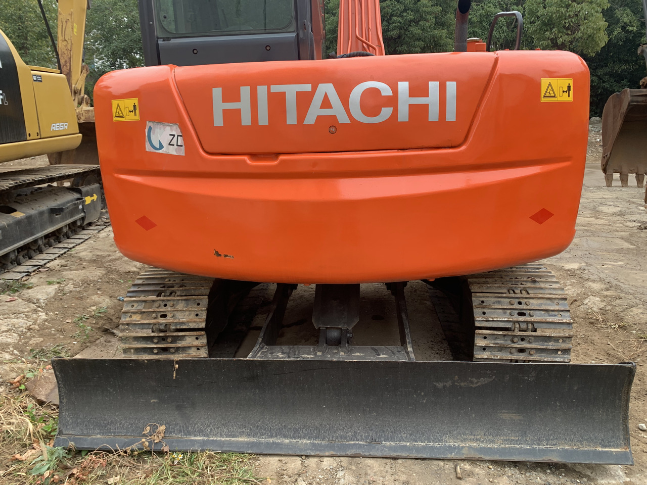 HITACHI ZAXIS 70 - Гусеничный экскаватор: фото 3 HITACHI ZAXIS 70 - Гусеничный экскаватор: фото 3