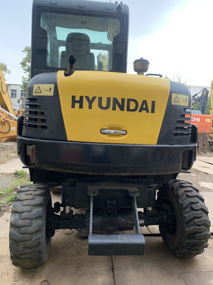 Колёсный экскаватор Hyudai R60W-7: фото 6
