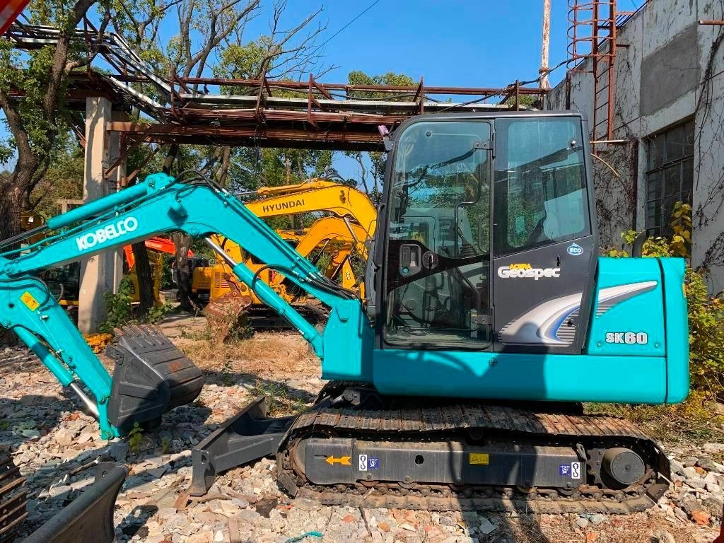 Kobelco SK 60 - Гусеничный экскаватор: фото 1 Kobelco SK 60 - Гусеничный экскаватор: фото 1