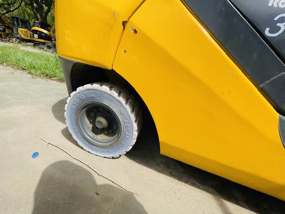 Komatsu 30 series - Газовый погрузчик: фото 2 Komatsu 30 series - Газовый погрузчик: фото 2