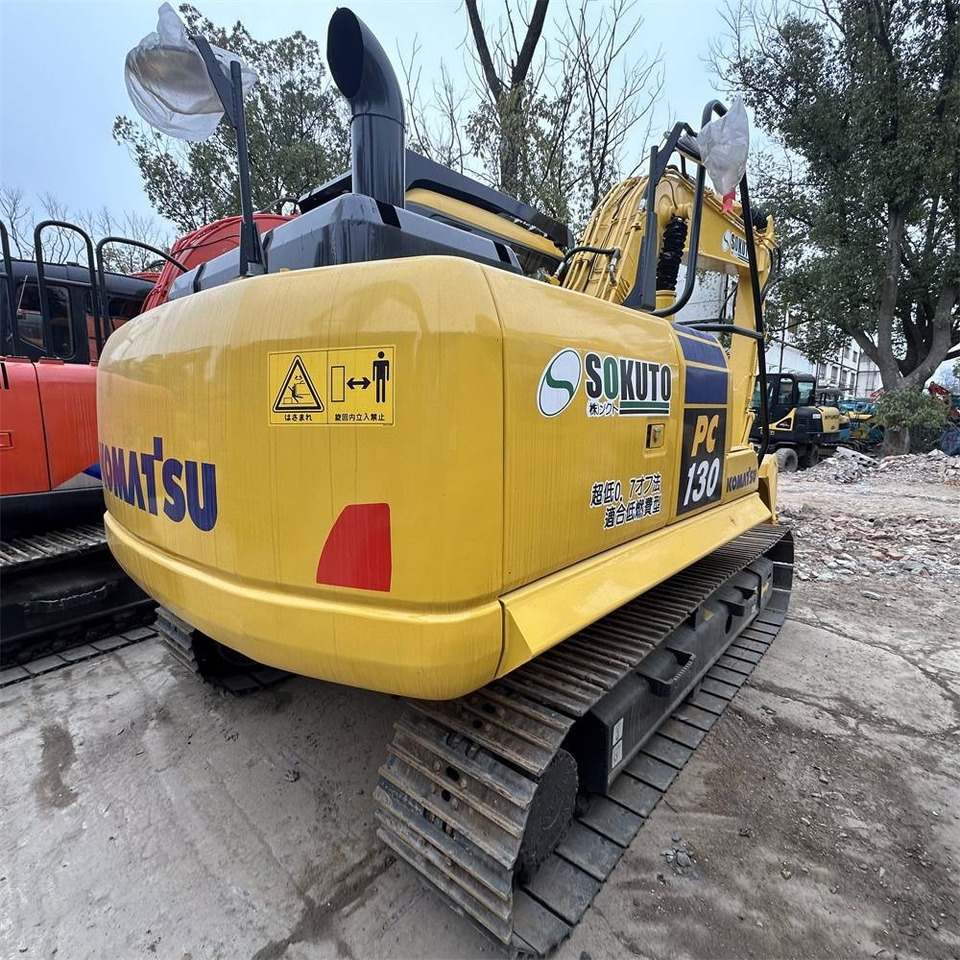 Komatsu PC 130-7 - Гусеничный экскаватор: фото 4 Komatsu PC 130-7 - Гусеничный экскаватор: фото 4