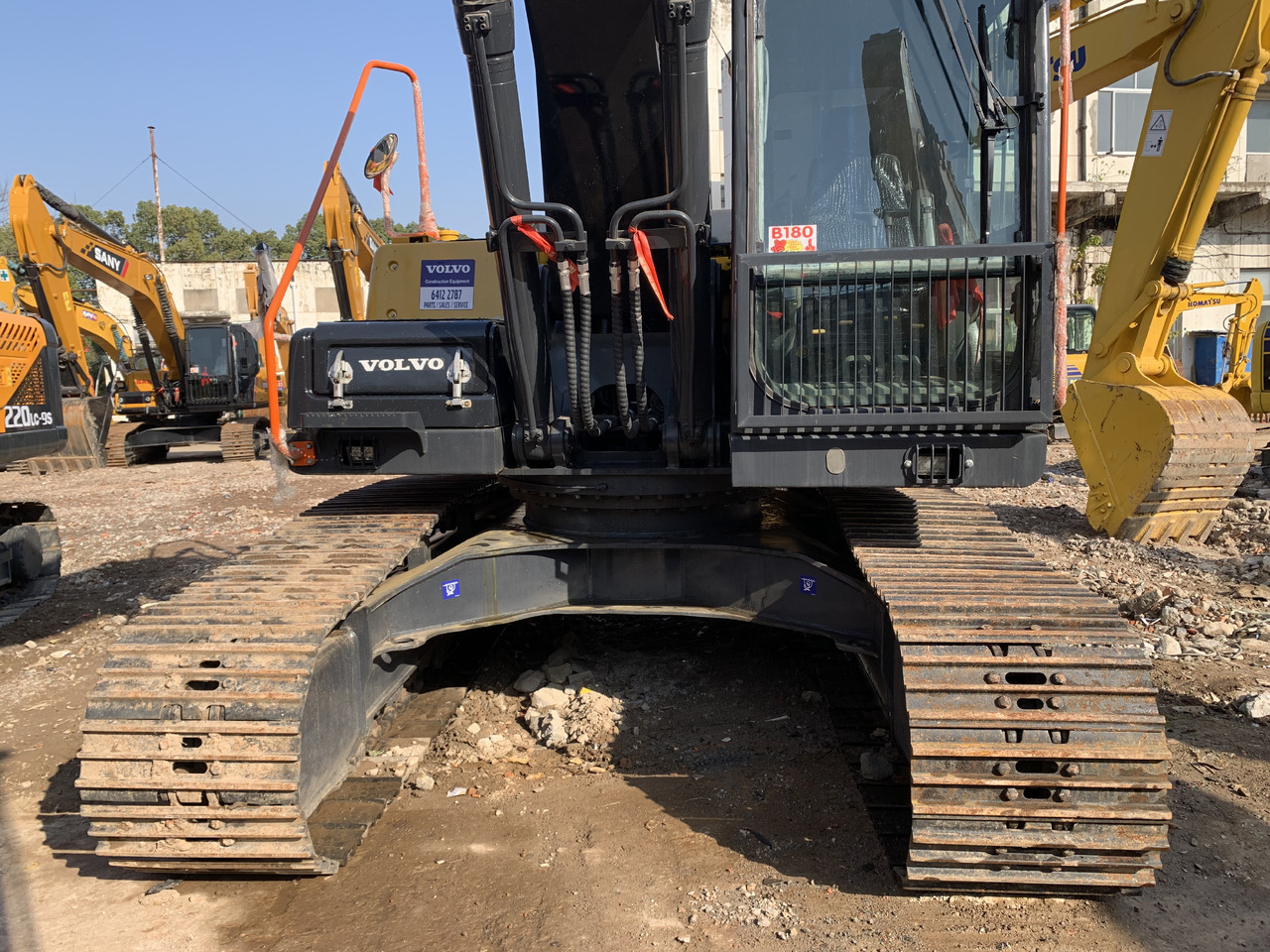 Колёсный экскаватор Volvo EC210D: фото 8