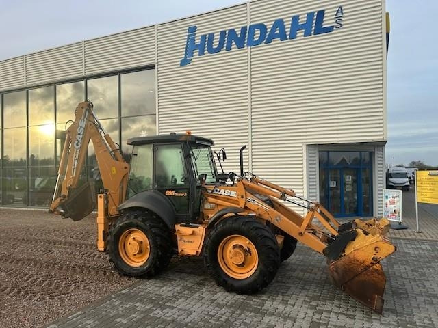 Case 695 SUPER R - Экскаватор-погрузчик: фото 1 Case 695 SUPER R - Экскаватор-погрузчик: фото 1