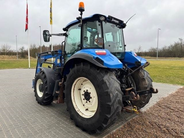 New Holland T5.115 EC - Трактор: фото 4 New Holland T5.115 EC - Трактор: фото 4
