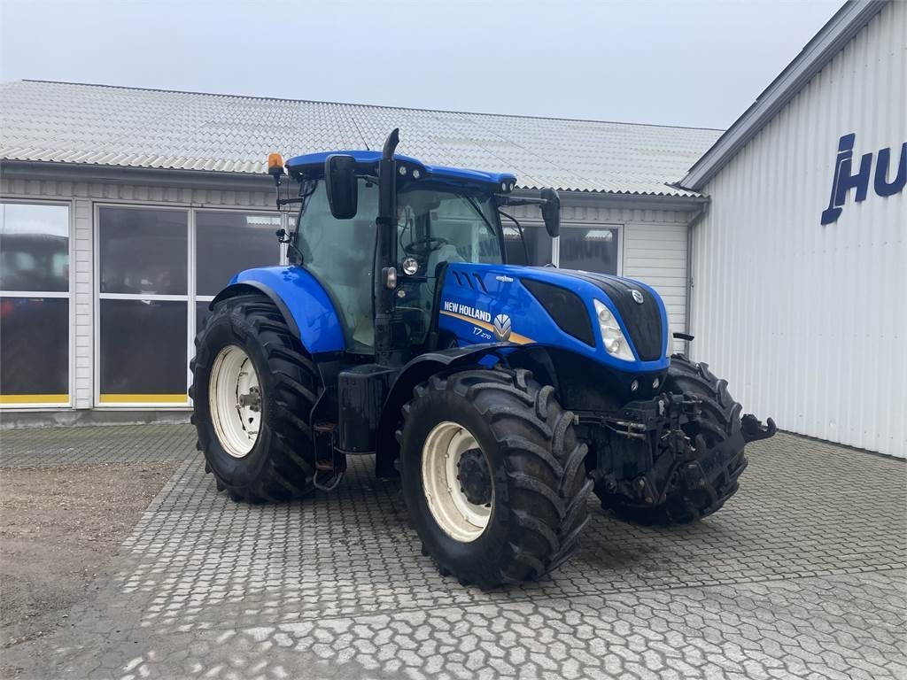 New Holland T7.270AC MY 15 - Трактор: фото 3 New Holland T7.270AC MY 15 - Трактор: фото 3