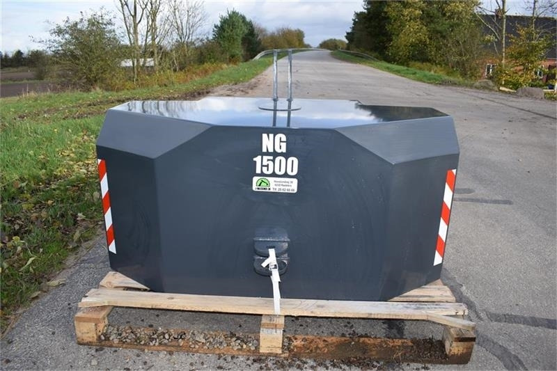 - - - 1500 kilo J-Maskiner - Противовес для Сельскохозяйственной техники: фото 1 - - - 1500 kilo J-Maskiner - Противовес для Сельскохозяйственной техники: фото 1