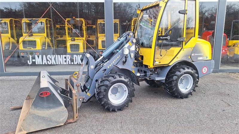 Eurotrac W12-F med kabine - Другая техника: фото 1 Eurotrac W12-F med kabine - Другая техника: фото 1
