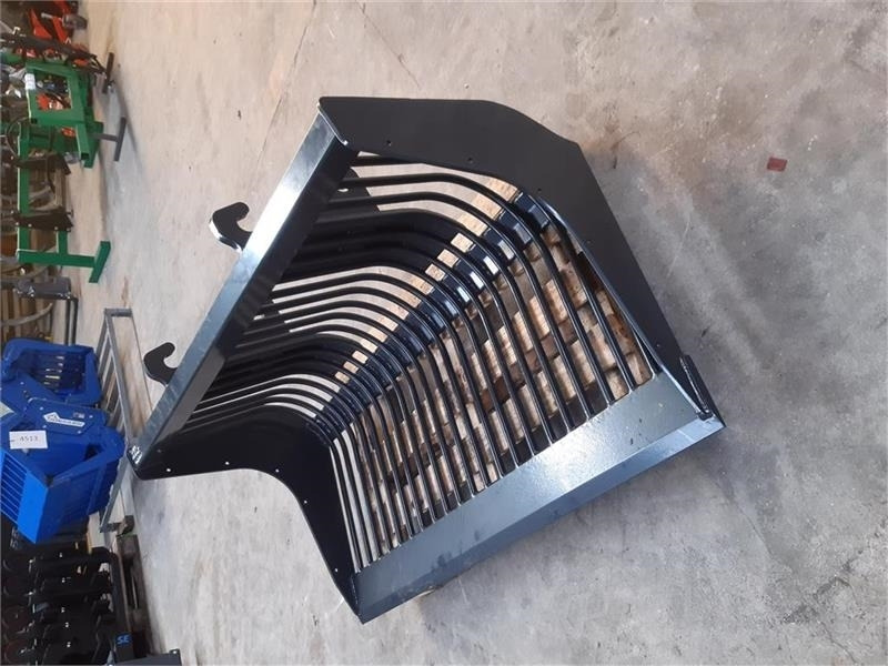 Eurotrac riste skovl med Giant beslag - Сортировочный ковш для Строительной техники: фото 1 Eurotrac riste skovl med Giant beslag - Сортировочный ковш для Строительной техники: фото 1