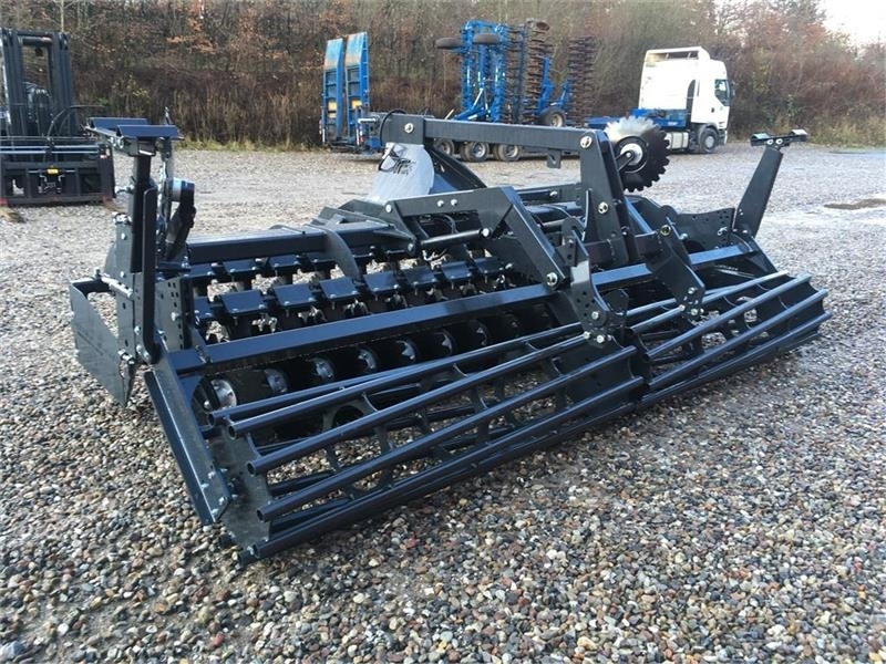 J-Maskiner IT-4000 med hydraulisk lift - Дисковая борона: фото 5 J-Maskiner IT-4000 med hydraulisk lift - Дисковая борона: фото 5