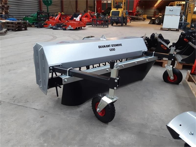 - - - diamant - Коммунальная/ Специальная техника: фото 1 - - - diamant - Коммунальная/ Специальная техника: фото 1