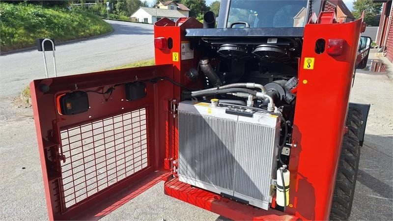 Mole M308 fabriks ny - Мини-погрузчик с бортовым поворотом: фото 5 Mole M308 fabriks ny - Мини-погрузчик с бортовым поворотом: фото 5