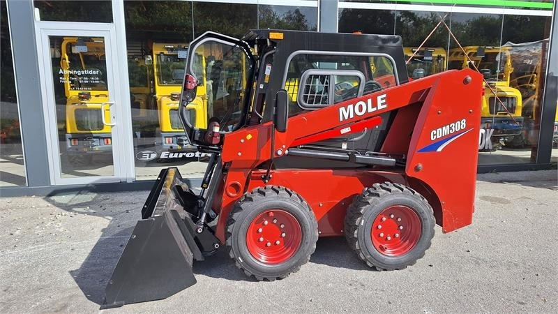 Mole M308 fabriks ny - Мини-погрузчик с бортовым поворотом: фото 1 Mole M308 fabriks ny - Мини-погрузчик с бортовым поворотом: фото 1