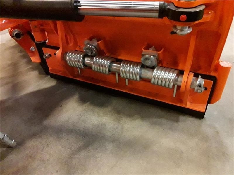 Sigma Pro G101 - Отвал для снега для Сельскохозяйственной техники: фото 5 Sigma Pro G101 - Отвал для снега для Сельскохозяйственной техники: фото 5