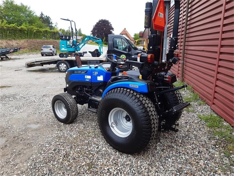 Solis 26 hst - Коммунальный трактор: фото 2 Solis 26 hst - Коммунальный трактор: фото 2