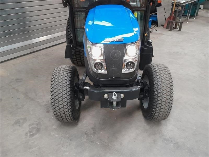 Solis 26 med kabine - Коммунальный трактор: фото 4 Solis 26 med kabine - Коммунальный трактор: фото 4