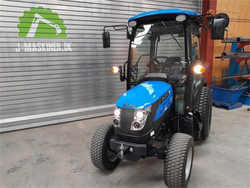 Solis 26 med kabine - Коммунальный трактор: фото 3 Solis 26 med kabine - Коммунальный трактор: фото 3