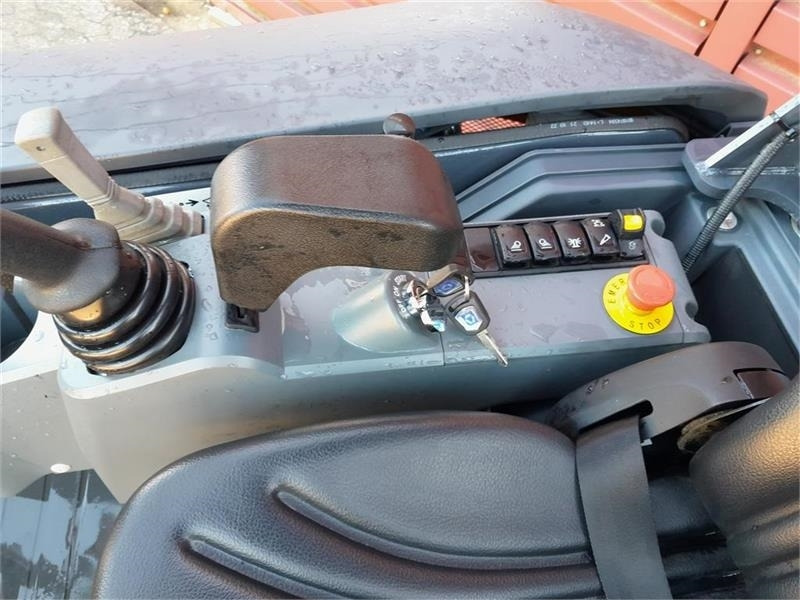 Мини-экскаватор XCMG xe27e u/hus: фото 14 Мини-экскаватор XCMG xe27e u/hus: фото 14