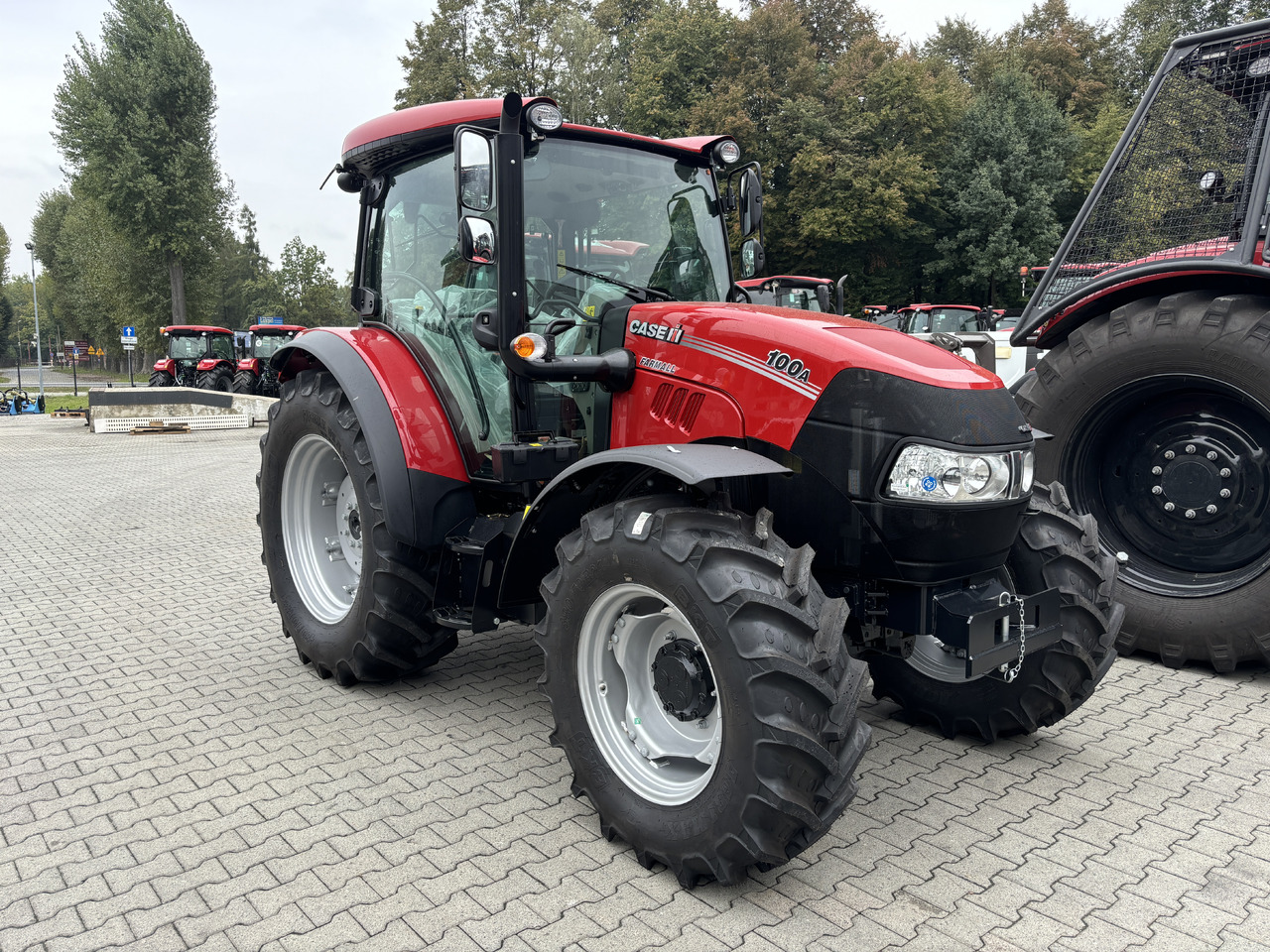 CASE FARMALL 100A - Трактор: фото 1 CASE FARMALL 100A - Трактор: фото 1